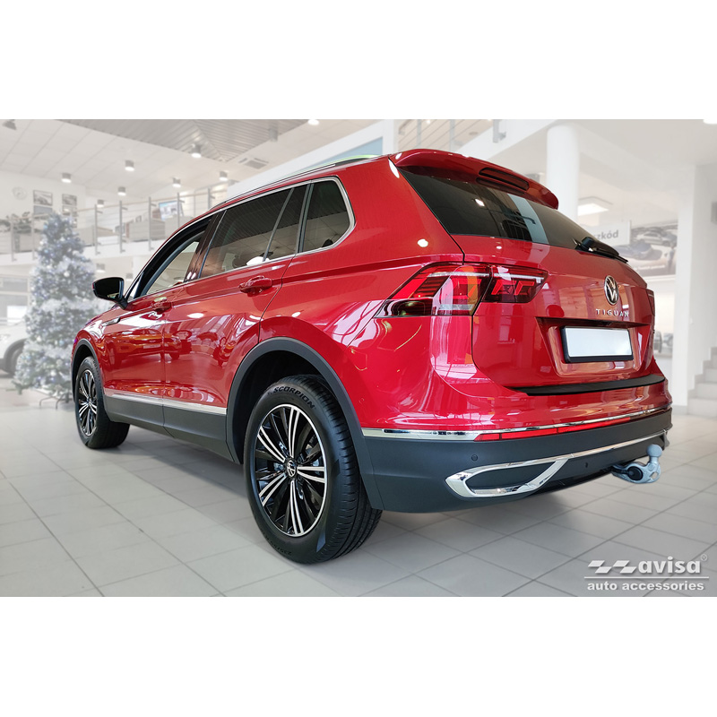Protection de seuil arrière inox noir mat sur mesure pour Volkswagen Tiguan II / Allspace incl. Facelift & R-Line 2016-2020 / 2020-2024 'Ribs'