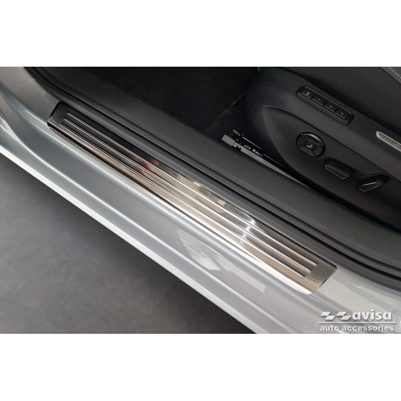 Seuils de portes inoxydable sur mesure pour Volkswagen Passat Variant (CJ5) incl. R-Line & Hybrid 2024- / Skoda Superb IV Combi 2024- 'Lines' - 4-pièces