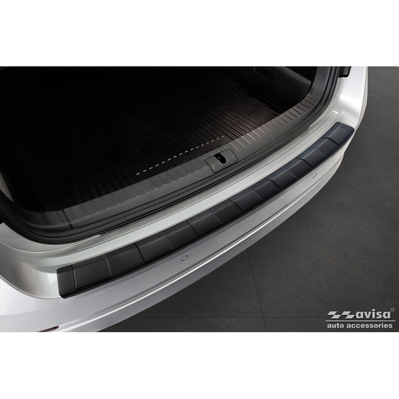 Protection de seuil arrière inox noir mat sur mesure pour Skoda Octavia Combi (NX5) incl. RS 2020-2024 & FL 2024- 'Ribs'