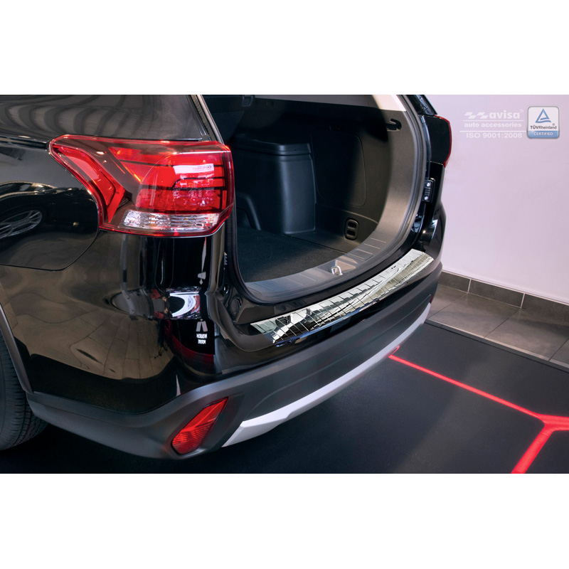Protection de seuil arrière inox Chrome sur mesure pour Mitsubishi Outlander III 2015- 'Ribs'