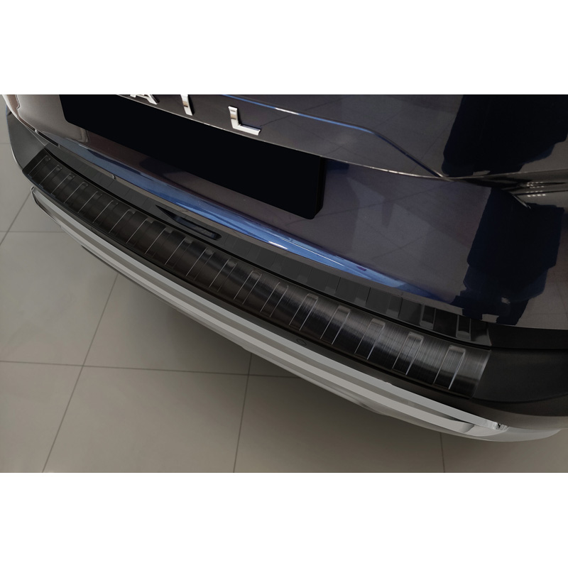 Protection de seuil arrière inox noir sur mesure pour Nissan X-Trail IV (T33) 2021- 'Ribs'