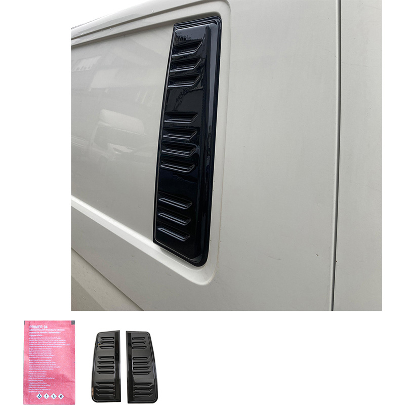 Oneway Jeu de prises d'air (latérales) sur mesure pour Volkswagen Transporter T5.1/T6/T6.1 2010-2022 (Chassis longue) - Noir brillant