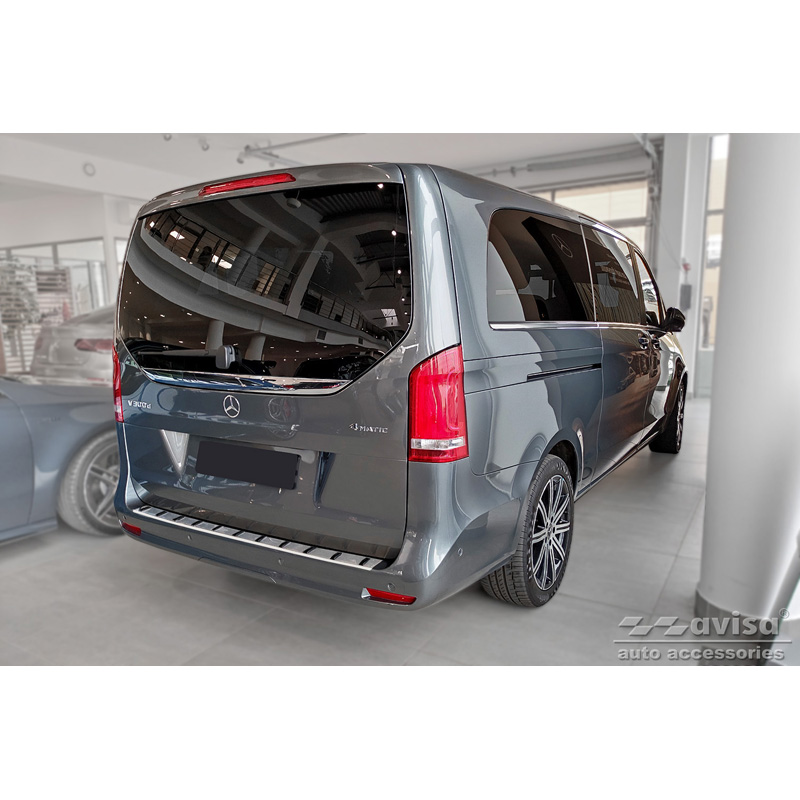 Protection de seuil arrière inox sur mesure pour Mercedes Vito / Classe V 2014-2019 & Facelift 2019- (hayon) 'STRONG EDITION'