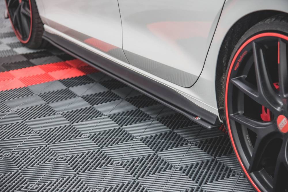 Zijskirts Volkswagen Golf 8 GTI / GTI Clubsport / R-Line Maxton