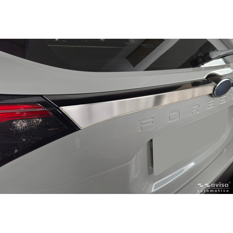 Avisa Revêtement d'habillage du hayon du coffre inox brossé sur mesure pour Subaru Forester VI (SL) 2024-