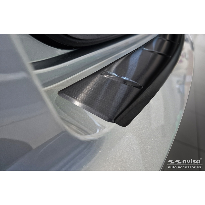Protection de seuil arrière inox noir sur mesure pour Skoda Kamiq Facelift 2023- 'Ribs'