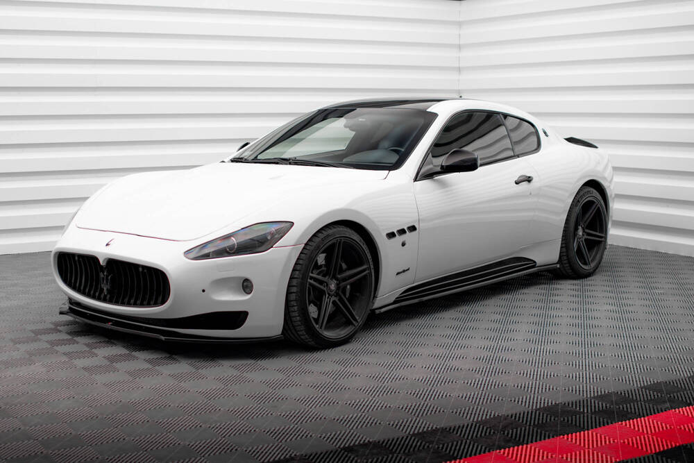 Zijskirts Maserati Granturismo S Maxton Glans Zwart