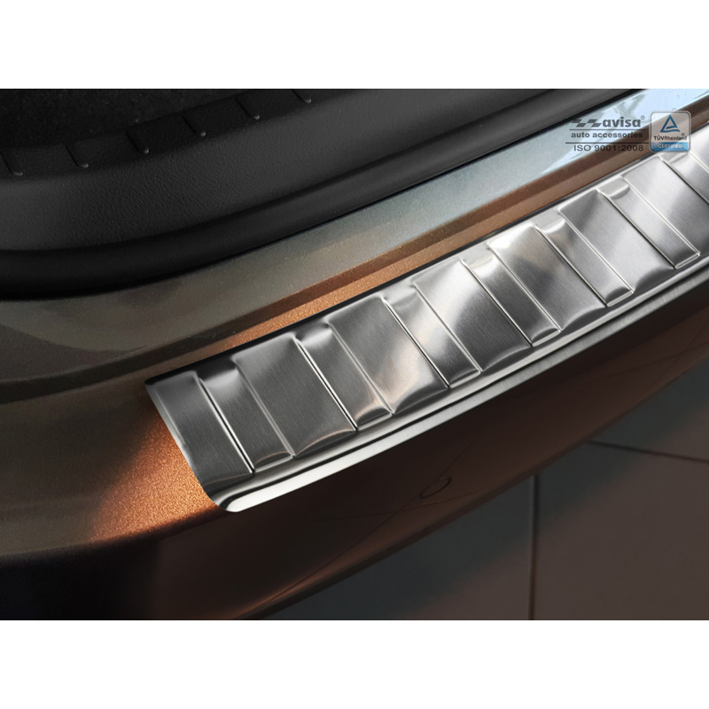Protection de seuil arrière inox sur mesure pour Toyota Corolla XI E16 Facelift 2016- 'Ribs'
