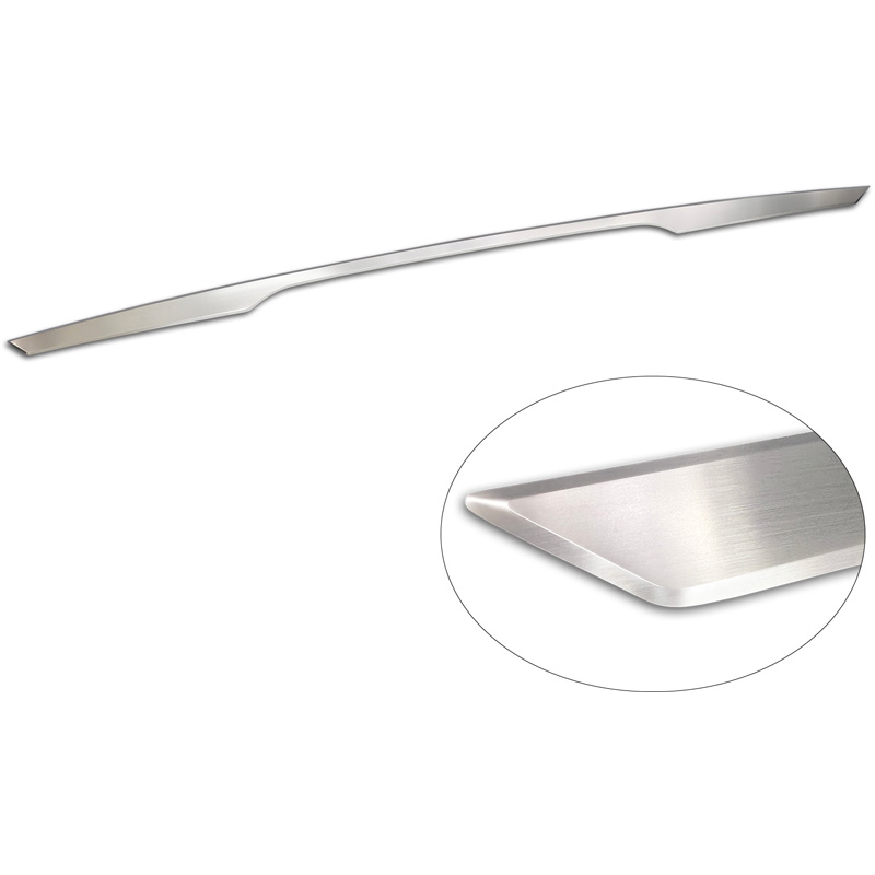 Avisa Revêtement d'habillage du hayon du coffre inox brossé sur mesure pour Volvo XC60 II 2017-2021 & Facelift 2021-