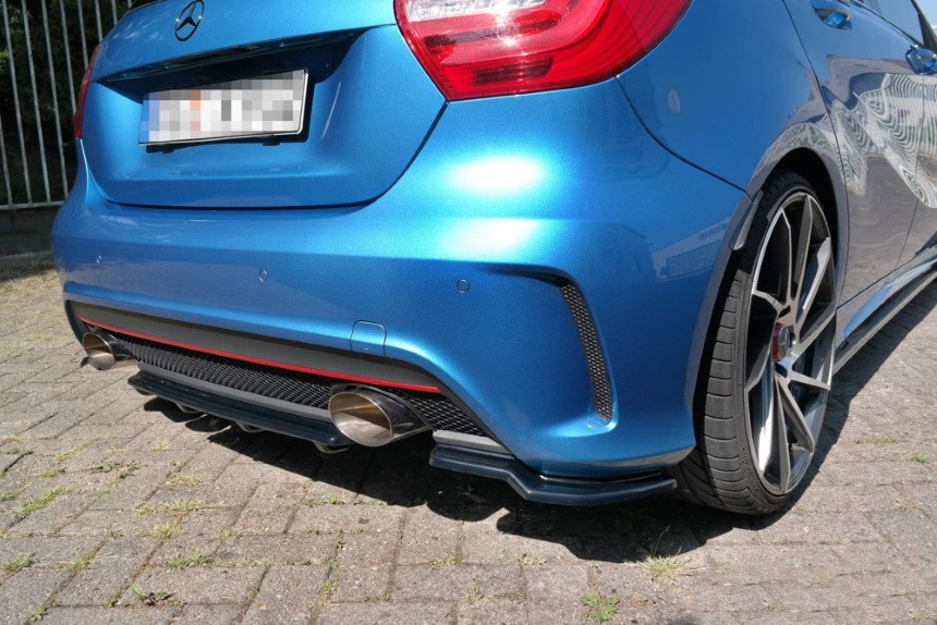 Achter zijskirts Mercedes AMG-Line W176 Maxton Design glans zwart