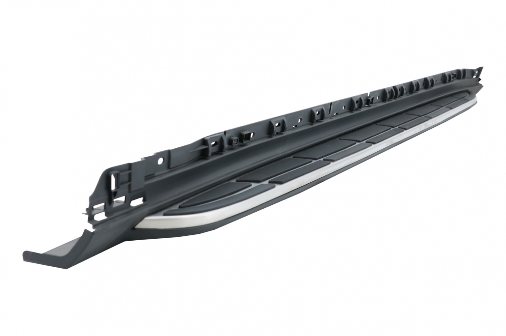 set Sidesteps Porsche Cayenne
