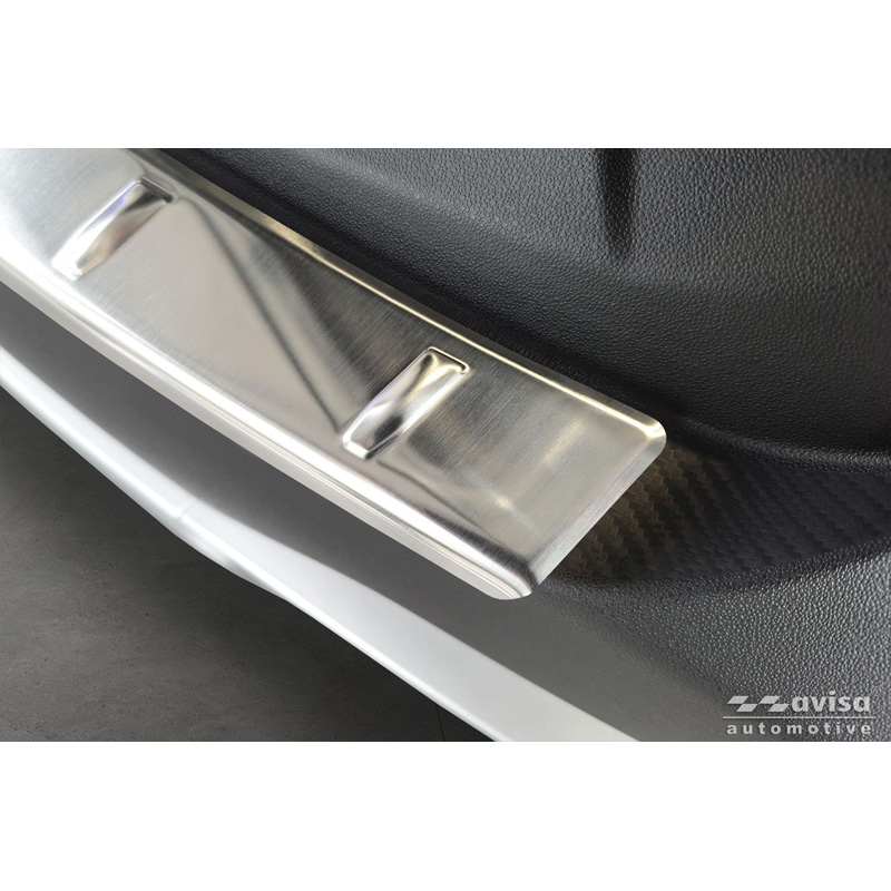 Avisa Protection de seuil arrière inox sur mesure pour Omoda 5 2024- 'Ribs'