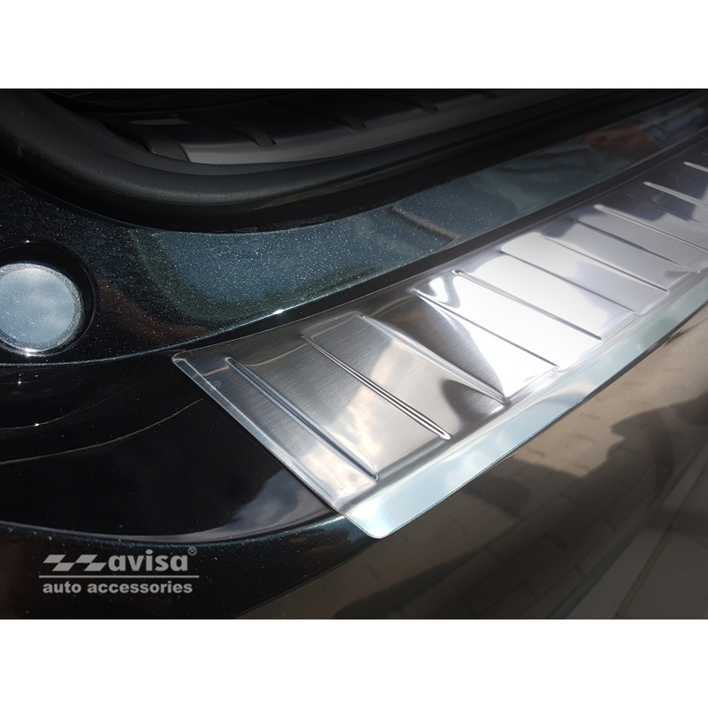 Protection de seuil arrière inox sur mesure pour Lexus RX 2015-2019 & FL 2019- 'Ribs'