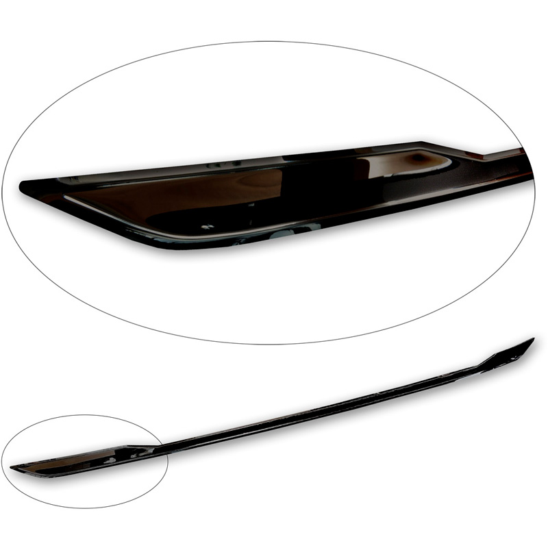 Avisa Moulure de hayon en Inox Noir Chrome sur mesure pour Volkswagen Passat Variant (CJ5) 2024-