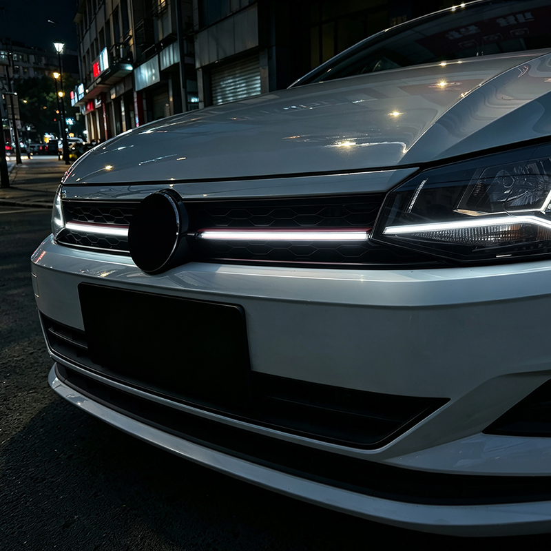 Grill en Optique-GTI avec Bande-LED sur mesure pour Volkswagen Polo VI (AW1) 2017-2021