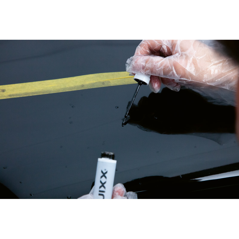 Quixx Stone Chip Repair Kit / Kit de réparation des impacts de gravillons - Rouge