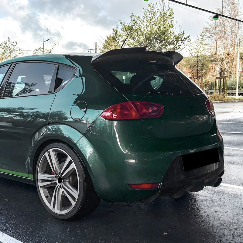 Becquet de toit sur mesure pour Seat Leon 1P 5-portes Facelift 2009-2012 (ABS Noir Luisant)