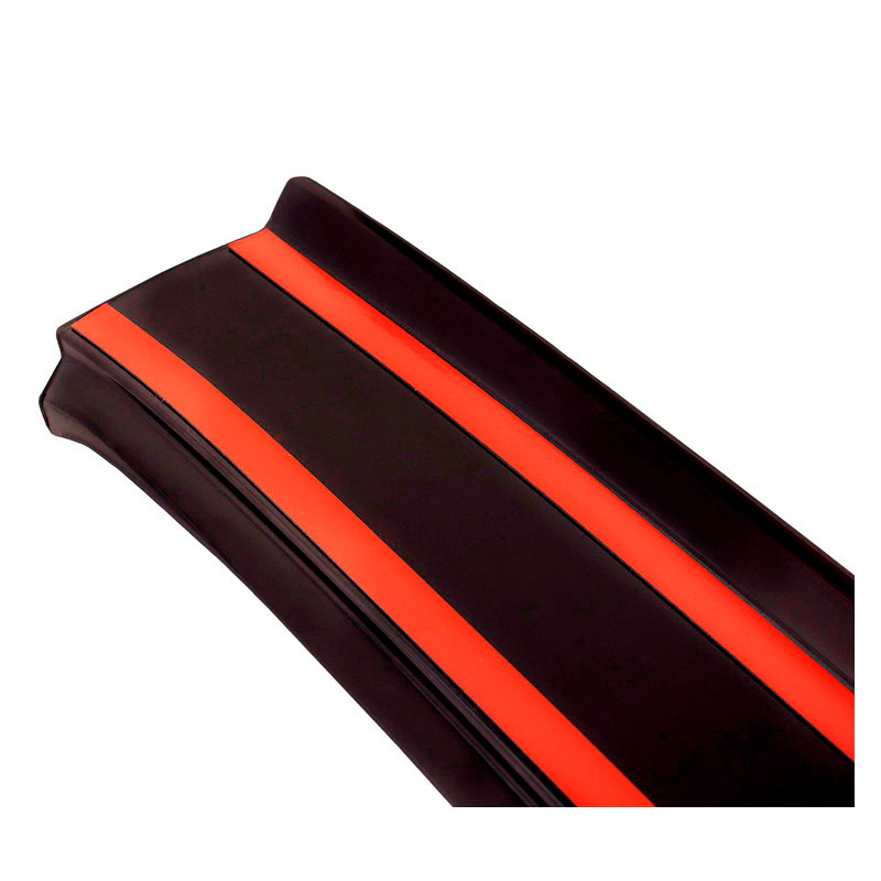 RGM Protection de seuil arrière (ABS) sur mesure pour Volvo EX30 2023- Noir brillant