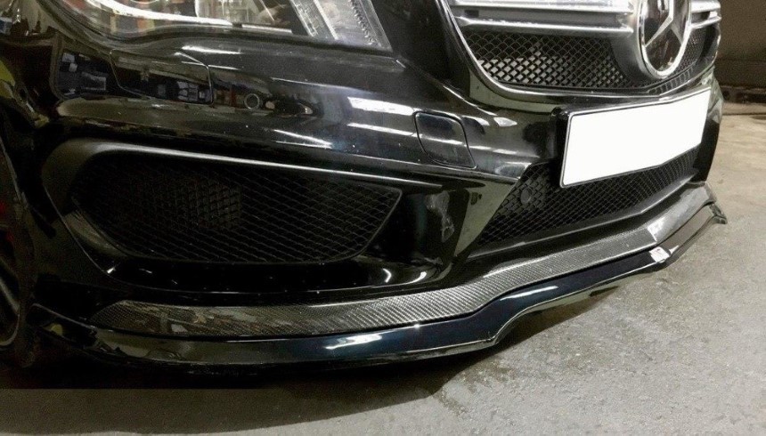 Voorspoiler Mercedes CLA 45 AMG Maxton Design glans zwart
