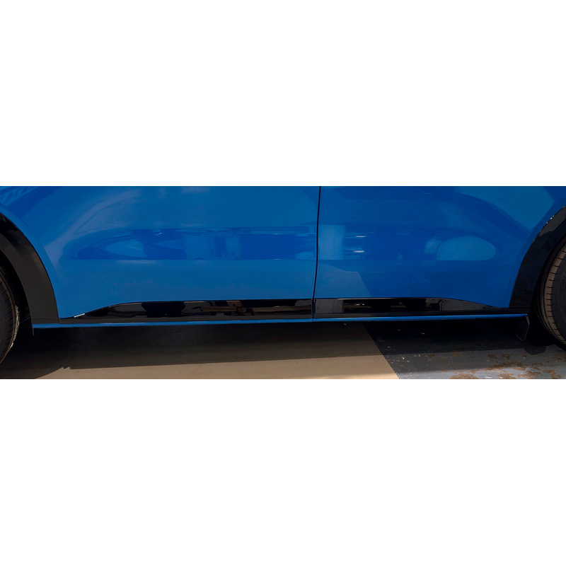 RGM Set Couvres de chassis latérales sur mesure pour Volkswagen Transporter T7 2024- & Ford Transit/Tourneo Custom 2023- empattement court - Noir brillant