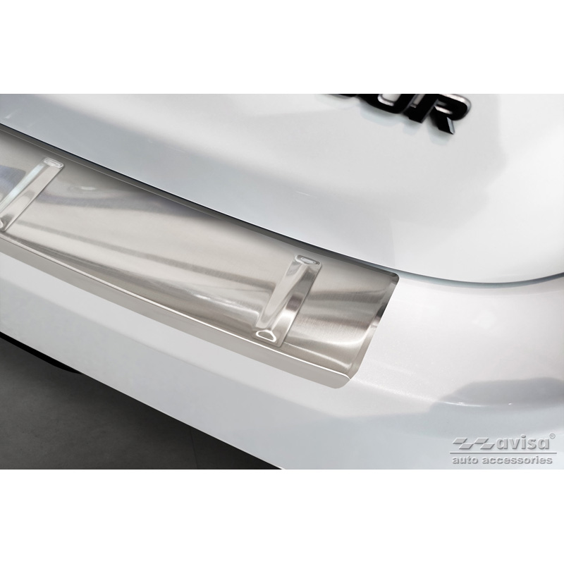 Protection de seuil arrière inox sur mesure pour Toyota Yaris IV 'GR' 2020- 'Ribs'