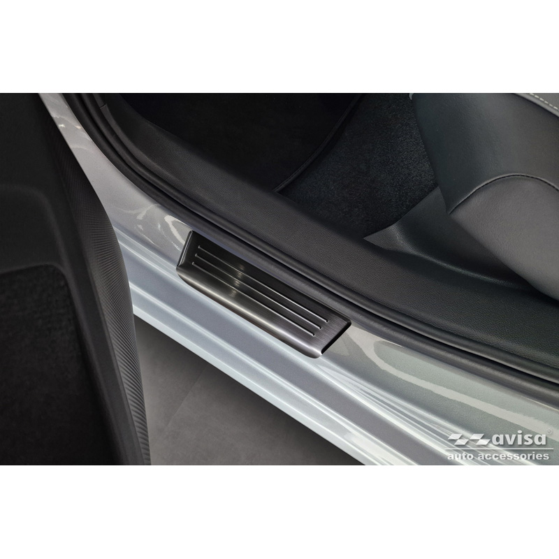 Seuils de portes inoxydable noir sur mesure pour Volkswagen Passat Variant (CJ5) incl. R-Line & Hybrid 2024- / Skoda Superb IV Combi 2024- - 'Lines' - 4-pièces