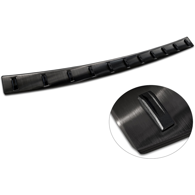 Protection de seuil arrière inox noir sur mesure pour Volvo XC60 II 2017-2021 & Facelift 2021- (incl. R-Design) 'STRONG EDITION'
