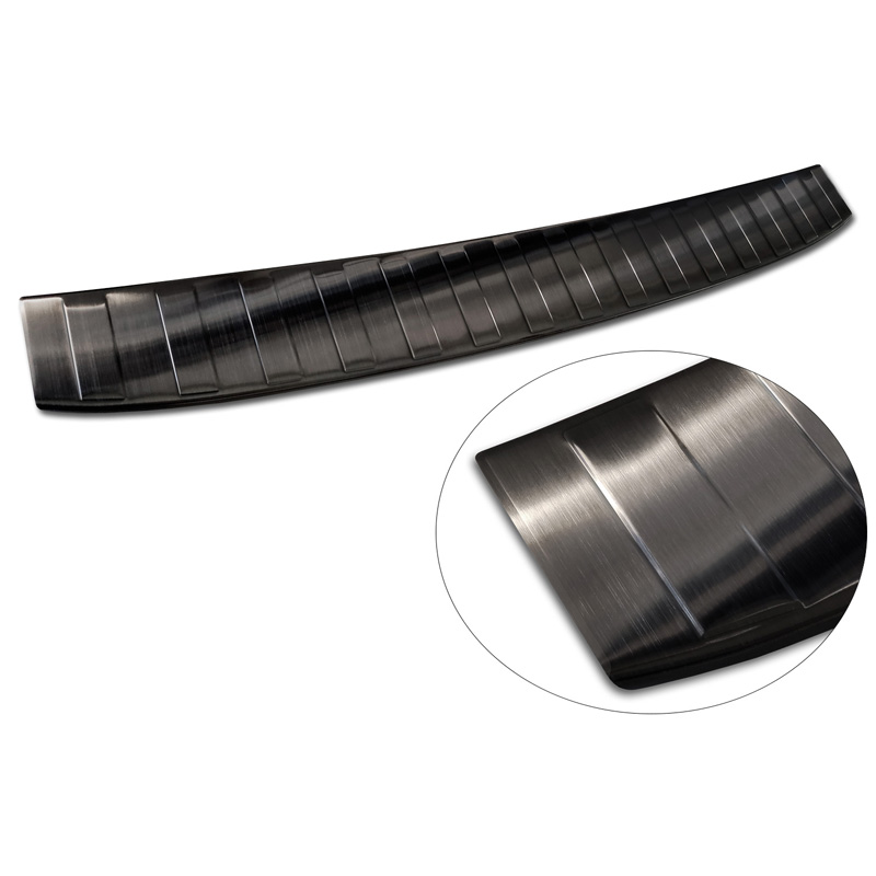 Protection de seuil arrière inox noir sur mesure pour Fiat 500L Facelift 2017- 'Ribs'