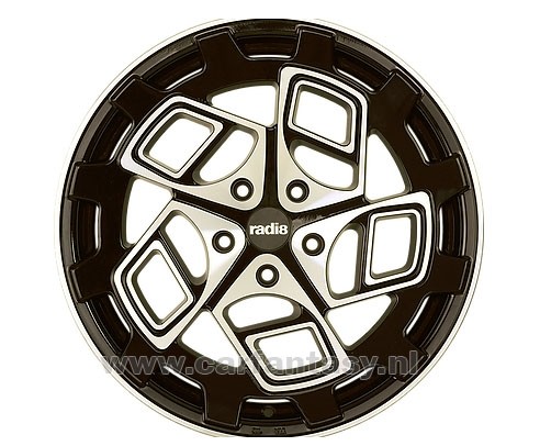 RADI8 CM9 9.5x18 5x112 42 Black / Machine Face 66,6 Velgen