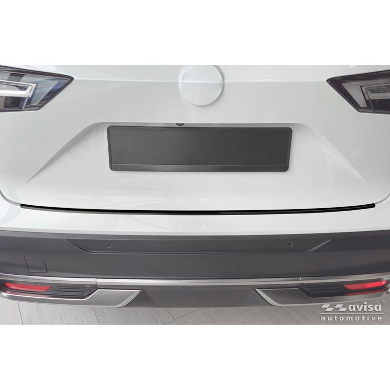 Avisa Protection de Seuil de Coffre Acier Inox Shadow Premium sur mesure pour Nissan Qashqai III (J12) 2021-2024 & Facelift 2024- - Noir / Noir Brillant