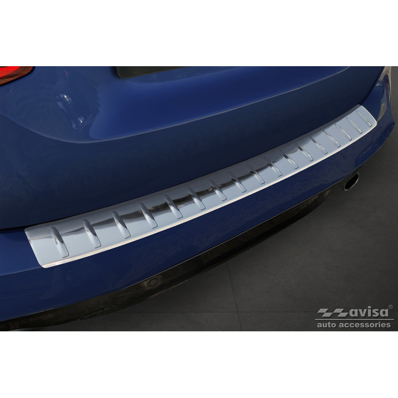 Protection de seuil arrière inox sur mesure pour BMW 2 Active Tourer F45 2013-2021 avec Pacquet-M 'Ribs'
