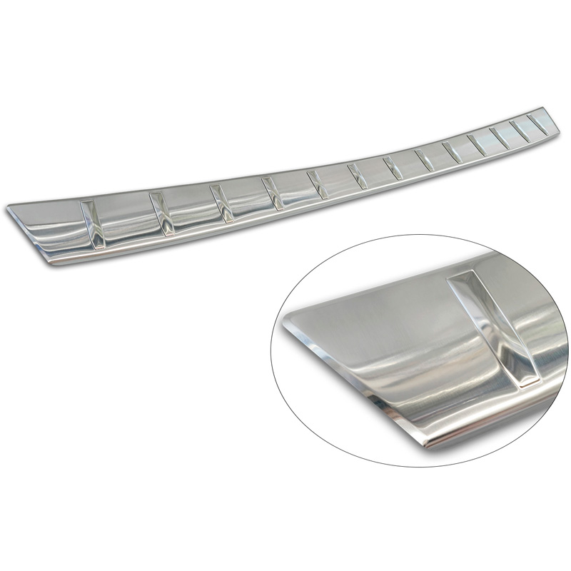 Avisa Protection de seuil arrière inox sur mesure pour Subaru Forester (SL) 2025- 'Ribs'