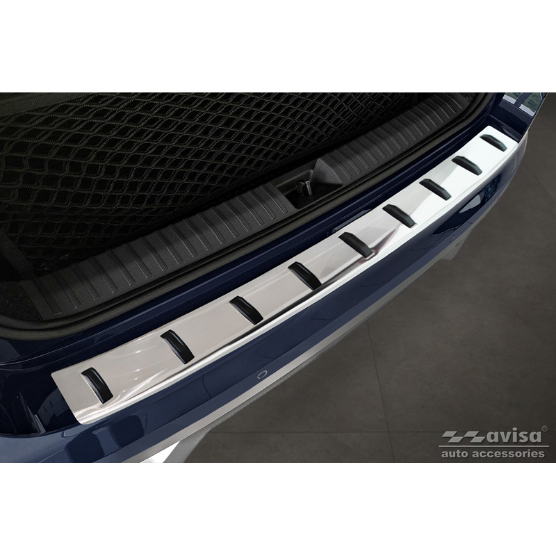 Protection de seuil arrière inox sur mesure pour Skoda Kamiq 2019- 'STRONG EDITION'