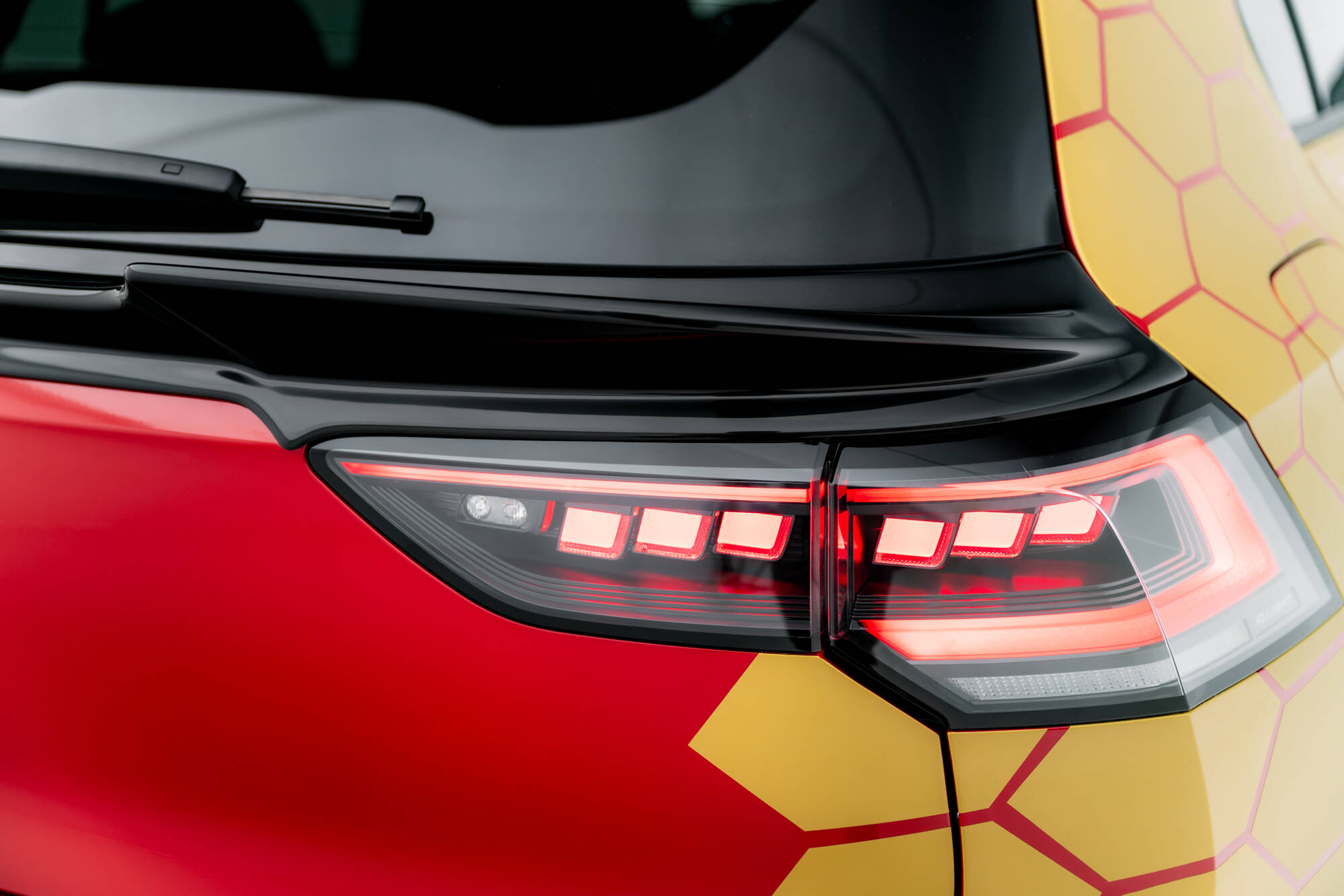 Spoiler Cap 3D Volkswagen Golf GTI / GTI Clubsport / R / R-Line / GTE / GTD Mk8 / Mk8 Facelift Maxton Glanzend zwart