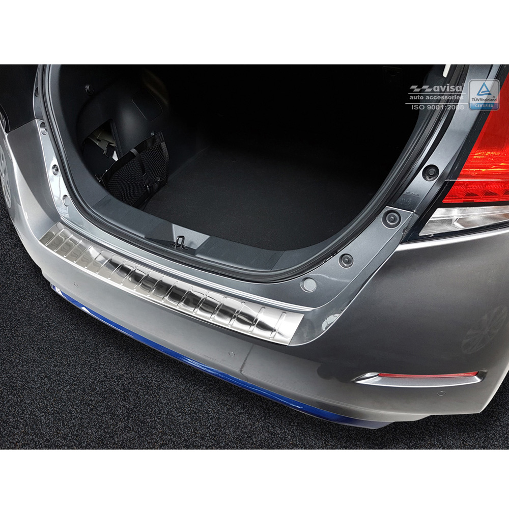 Protection de seuil arrière inox sur mesure pour Nissan Leaf II 2017-2021 & FL 2021- 'Ribs'