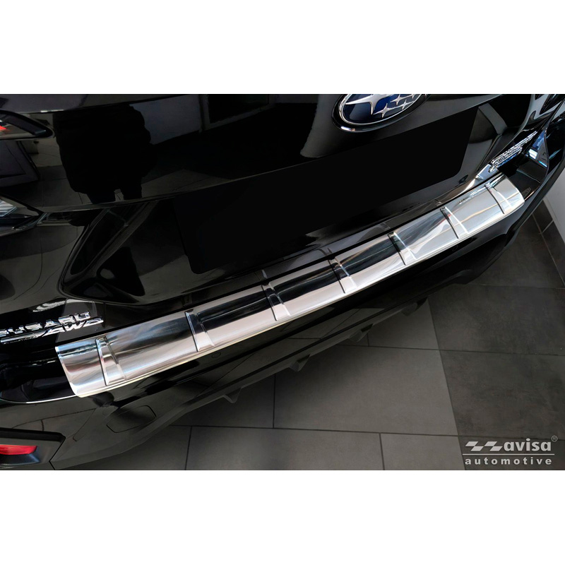 Avisa Protection de seuil arrière inox sur mesure pour Subaru Crosstrek III 2023- 'Ribs'