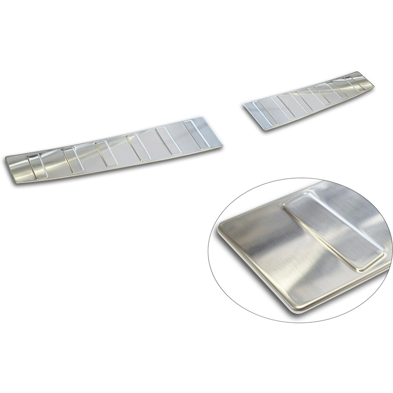 Avisa Protection de seuil arrière d'intérieur inox sur mesure pour Mitsubishi Outlander IV Facelift 2025- 'Ribs'