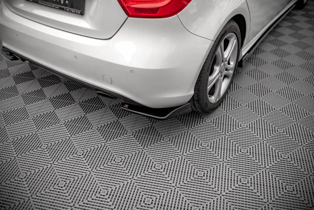 Zijsplitters achter V1 Mercedes A klasse W176 Maxton