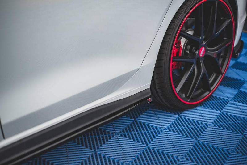 Zijskirts V.1 Volkswagen Golf 8 GTI / GTI Clubsport / R-Line Maxton Glans Zwart