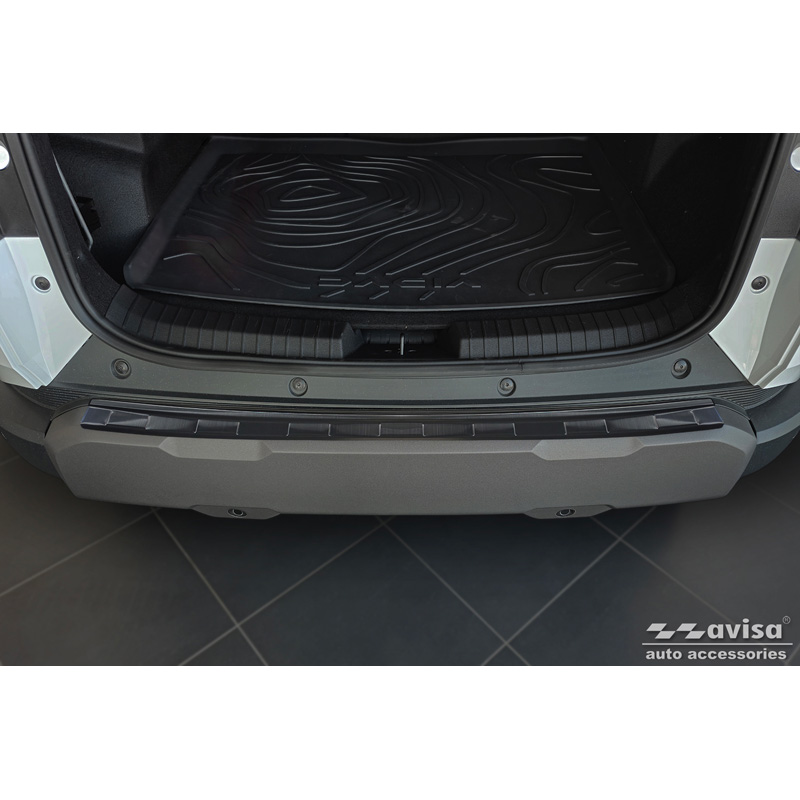 Protection de seuil arrière inox noir sur mesure pour Dacia Duster III 2024- 'Ribs'