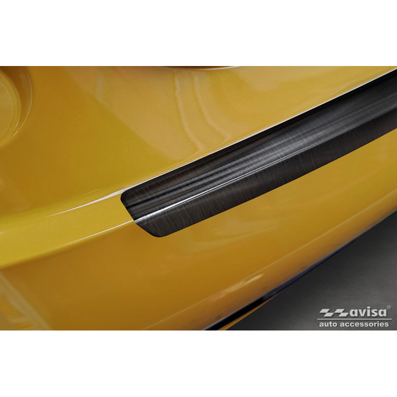 Protection de seuil arrière inox noir sur mesure pour Toyota Prius V (XW60) 2023-