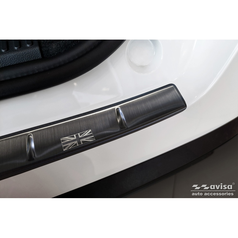 Protection de seuil arrière inox noir sur mesure pour MG 4 (EV) 2022- 'British Flag'