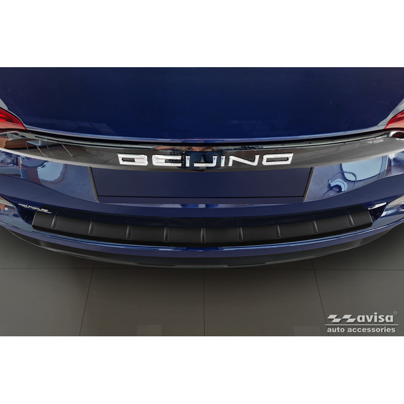 Protection de seuil arrière inox noir mat sur mesure pour BAIC Beijing 3 (X35) 2023- 'Ribs'