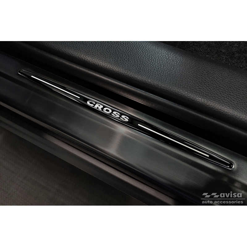 Seuils de portes inoxydable sur mesure pour Toyota Corolla Cross 2020- 'Cross' 4-pièces