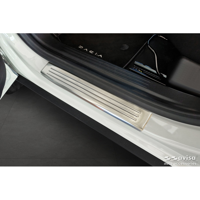 Seuils de portes inoxydable sur mesure pour Dacia Duster III 2024- 'Lines' - 4-pièces