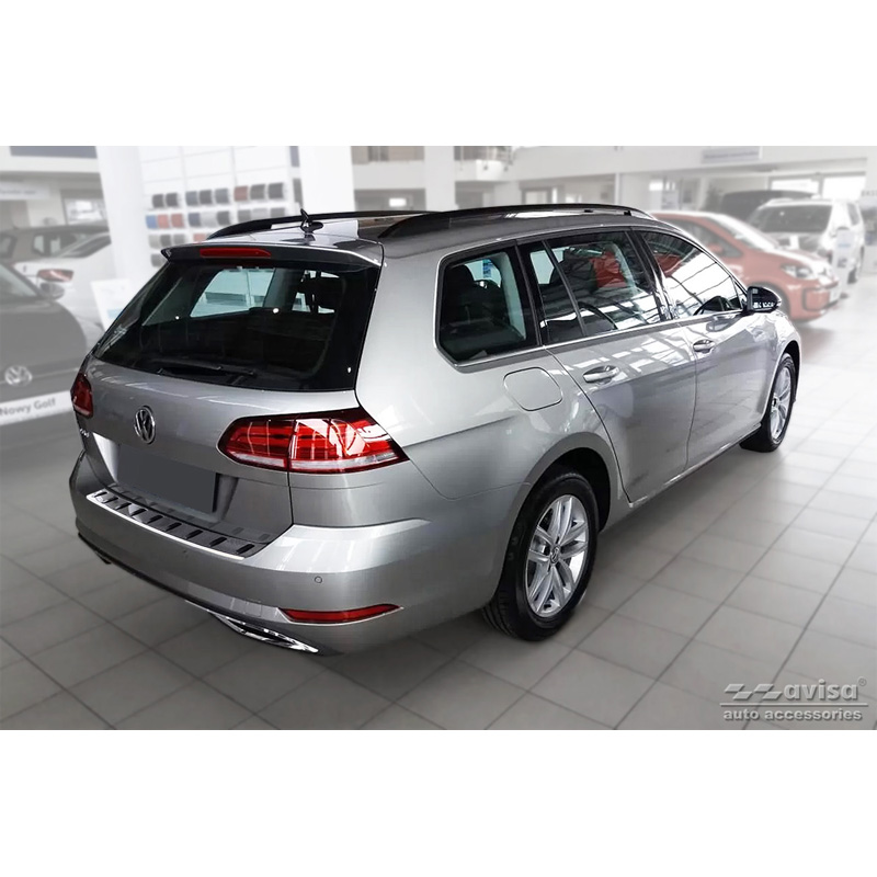 Protection de seuil arrière inox sur mesure pour Volkswagen Golf VII Variant Facelift 2017-2019 (incl. R-Line & Alltrack) 'STRONG EDITION'