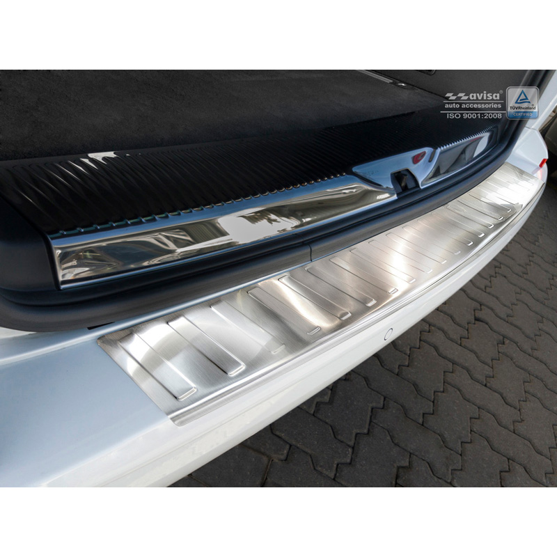 Protection de seuil arrière inox sur mesure pour Volkswagen Transporter T6 2015-2019 & FL 2019-2020 & T6.1 2020-2022  (hayon arrière) 'Ribs'
