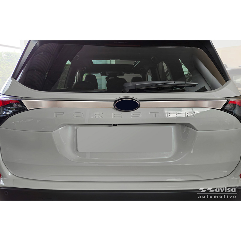 Avisa Revêtement d'habillage du hayon du coffre inox brossé sur mesure pour Subaru Forester VI (SL) 2024-