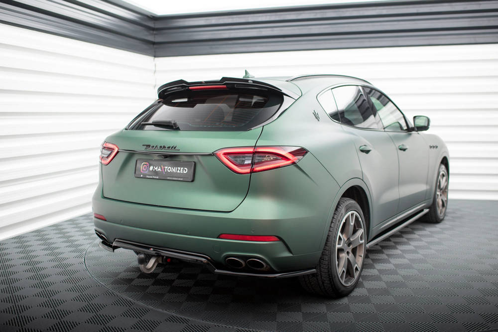 Diffuser Maserati Levante Maxton Glans Zwart