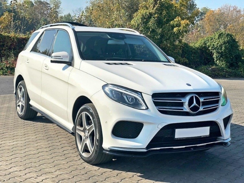 Voorspoiler Mercedes GLE W166 AMG-Line Maxton Design glans zwart